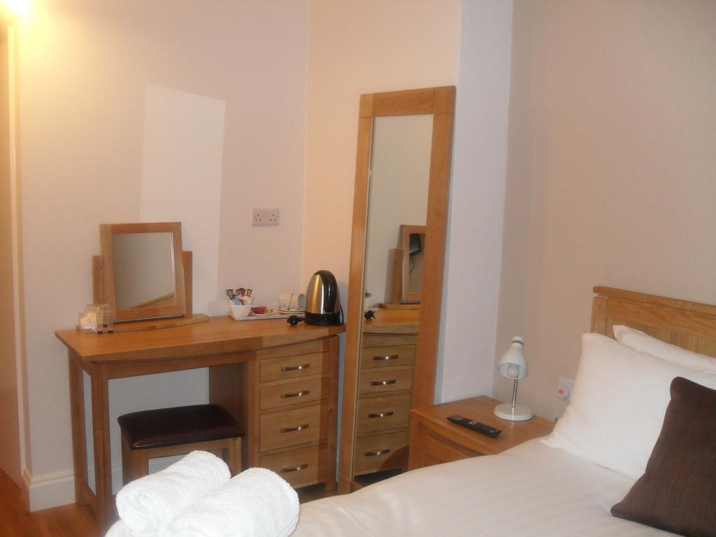 Guest house Albany 3*